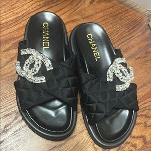 Look alike Chanel Black Quilted Slide Sandals